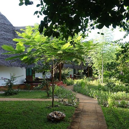 Pemba Arti Lodge Exterior photo