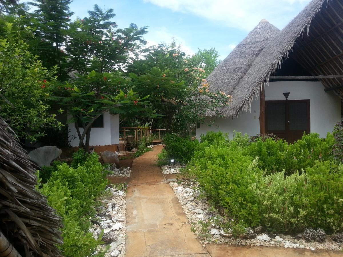 Pemba Arti Lodge Exterior photo